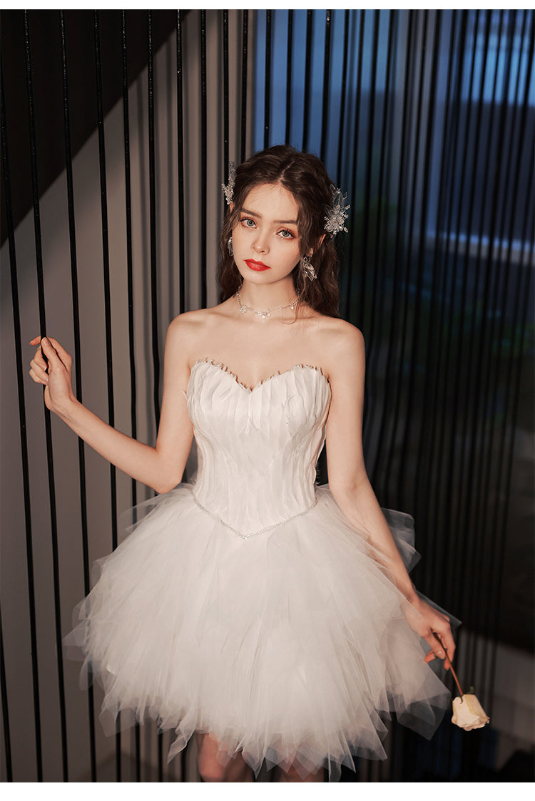 Fashion White Feather Party Birthday Dress