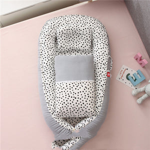 Honeycomb Breathable Portable Movable And Pressure-proof BB Bionic Bed For Newborns