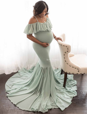 Pregnant woman lace dress