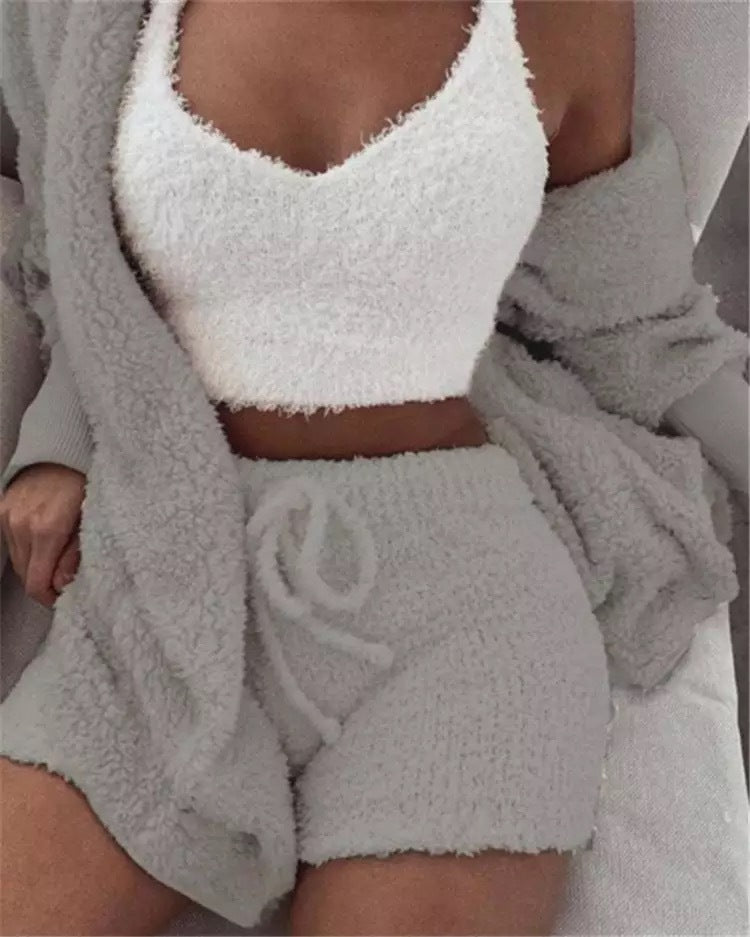 Women Home Wear Suit Casual Pajamas Set Lady Female Soft Warm Long Sleeve Exposed Navel Vest Shorts Set