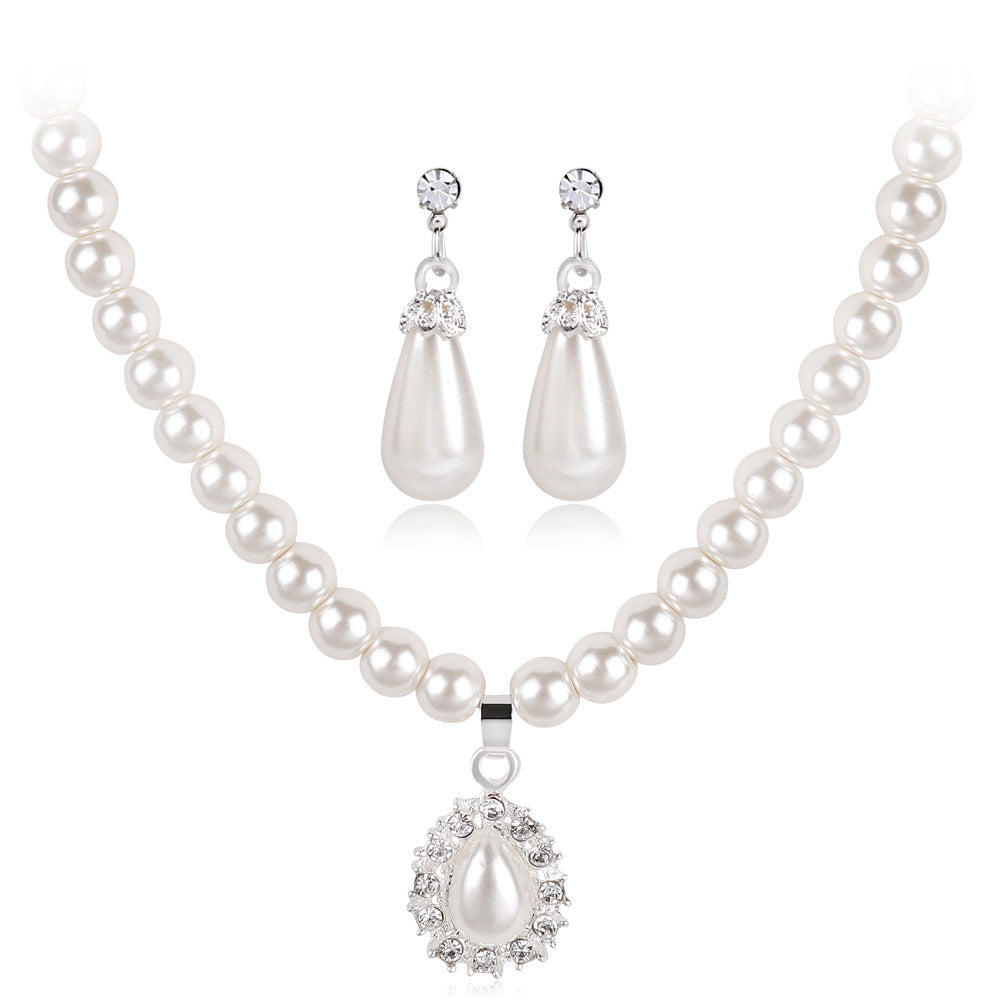 Pearl necklace set