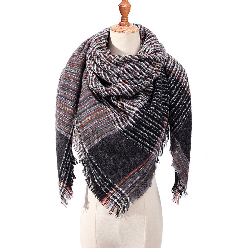 Cashmere triangle scarf