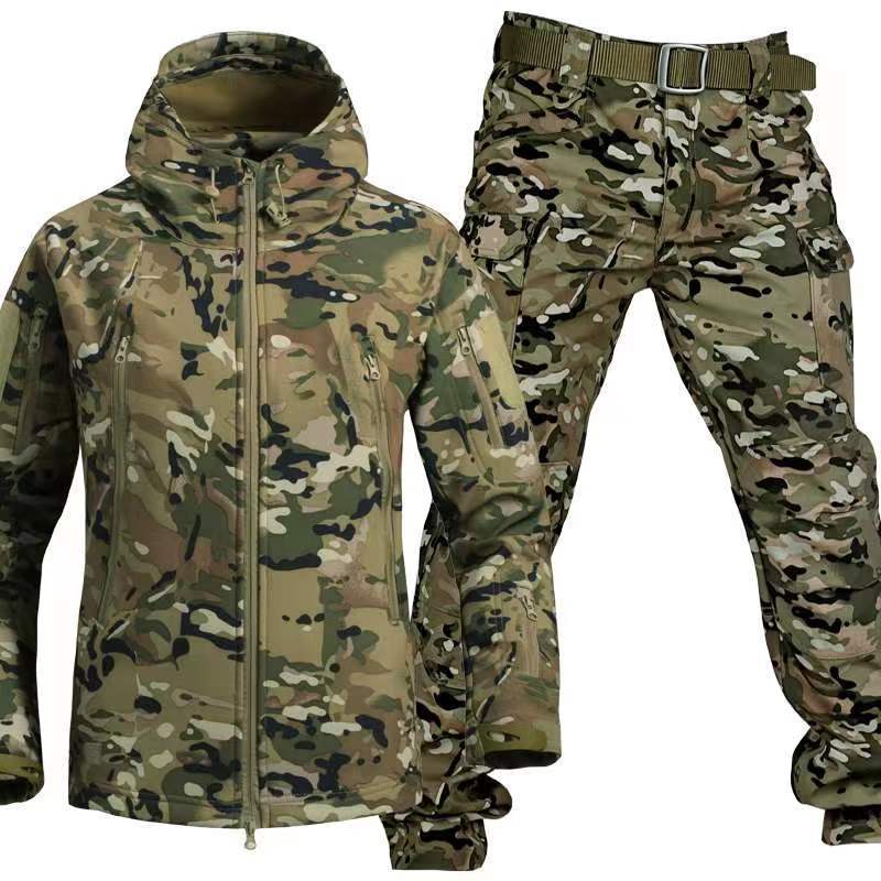 Outdoor Leather Thermal Suit Special Soldier Camouflage Hiking Camping shark skin warmth set plush thickened coat racing top