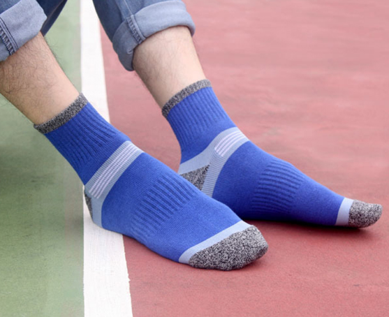 Men Socks Conventional Sports Socks Breathable Sweat Absorbing Deodorant Cotton Outdoor Men Basketball Sports Socks Outdoor