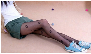 Ultra-thin pantyhose polka dot love stockings transparent bottoming stockings