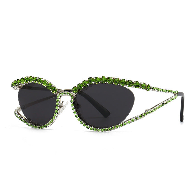 Fashionable Cat Eye Shaped Diamond Studded Sunglasses