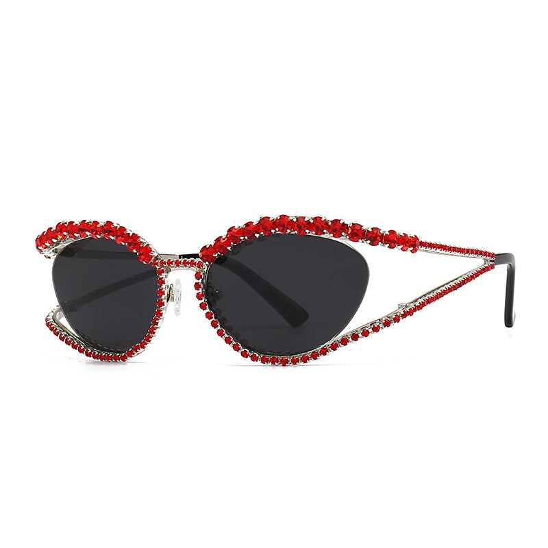 Fashionable Cat Eye Shaped Diamond Studded Sunglasses