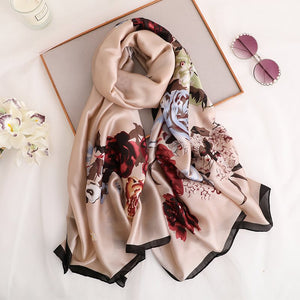 Elegant And Atmospheric Scarf For Women, Fashion Imitation Silk Air Conditioning Shawl