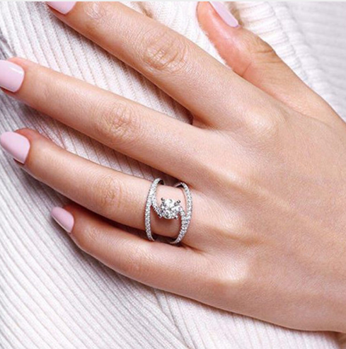 Fashionable Gorgeous Zircon Curved Rings Women's Engagement Wedding Rings