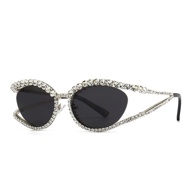 Fashionable Cat Eye Shaped Diamond Studded Sunglasses