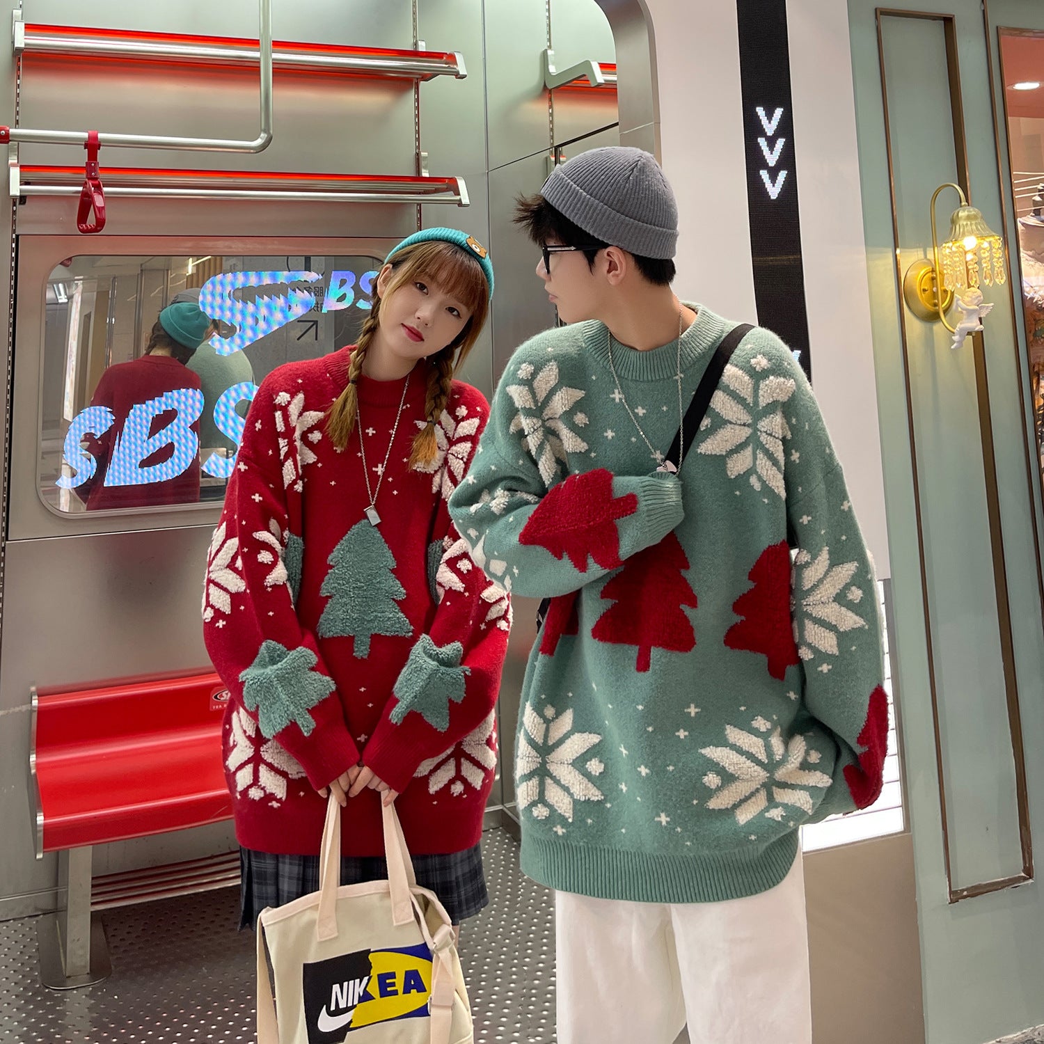 Men's And Women's Fashion Christmas Elk Couple Sweater