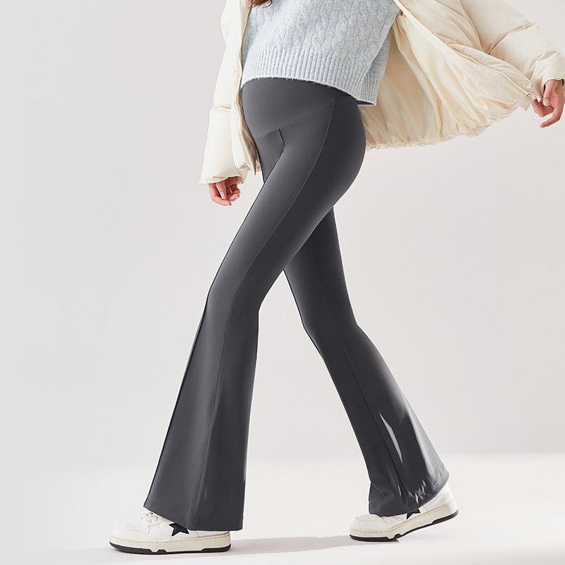 Pregnant Women Wearing Flared Pants For Casual Wear