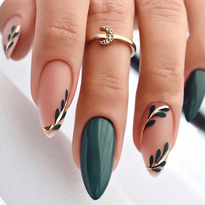 Simple Cool Green Leaf Removable Fake Nail Patch