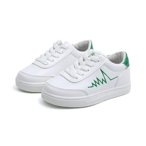 Sports shoes white shoes