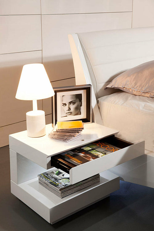 16' White Glossy Veneer Nightstand