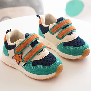 Breathable mesh shoes for kids